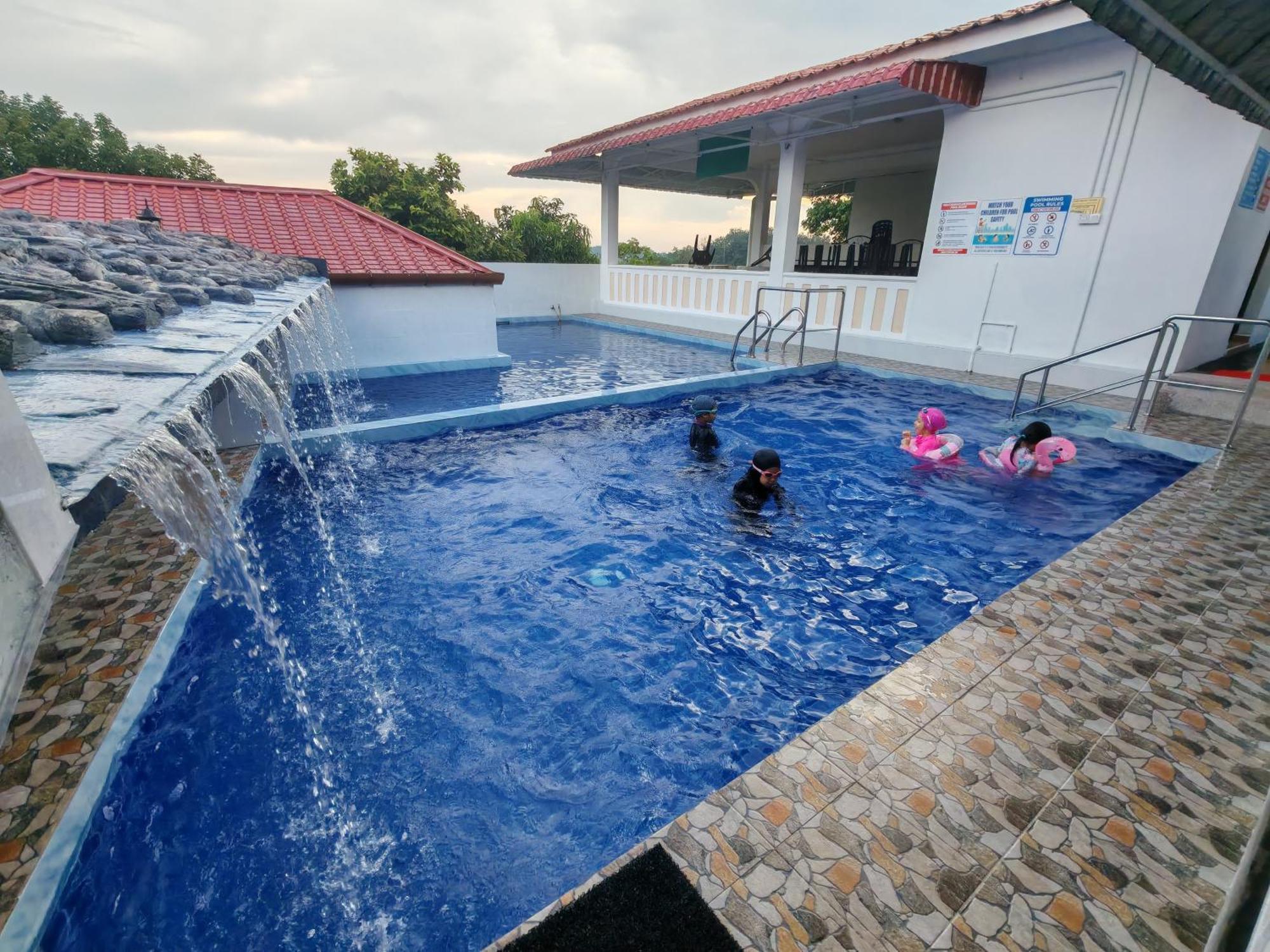 Seri Dusun Sepang Homestay & Event Space Zewnętrze zdjęcie